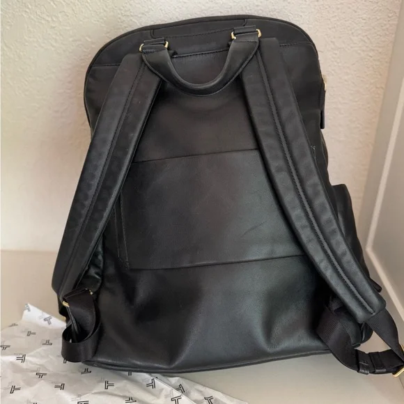 Tumi Black Leather Backpack - Picture 9 of 10